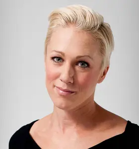 Kajsa Bergqvist - Kajsa Bergqvist, före detta världsmästare i höjdhopp, inspirerar med sin resa om topprestationer, att övervinna utmaningar och sitt engagemang i HBTQ-frågor.