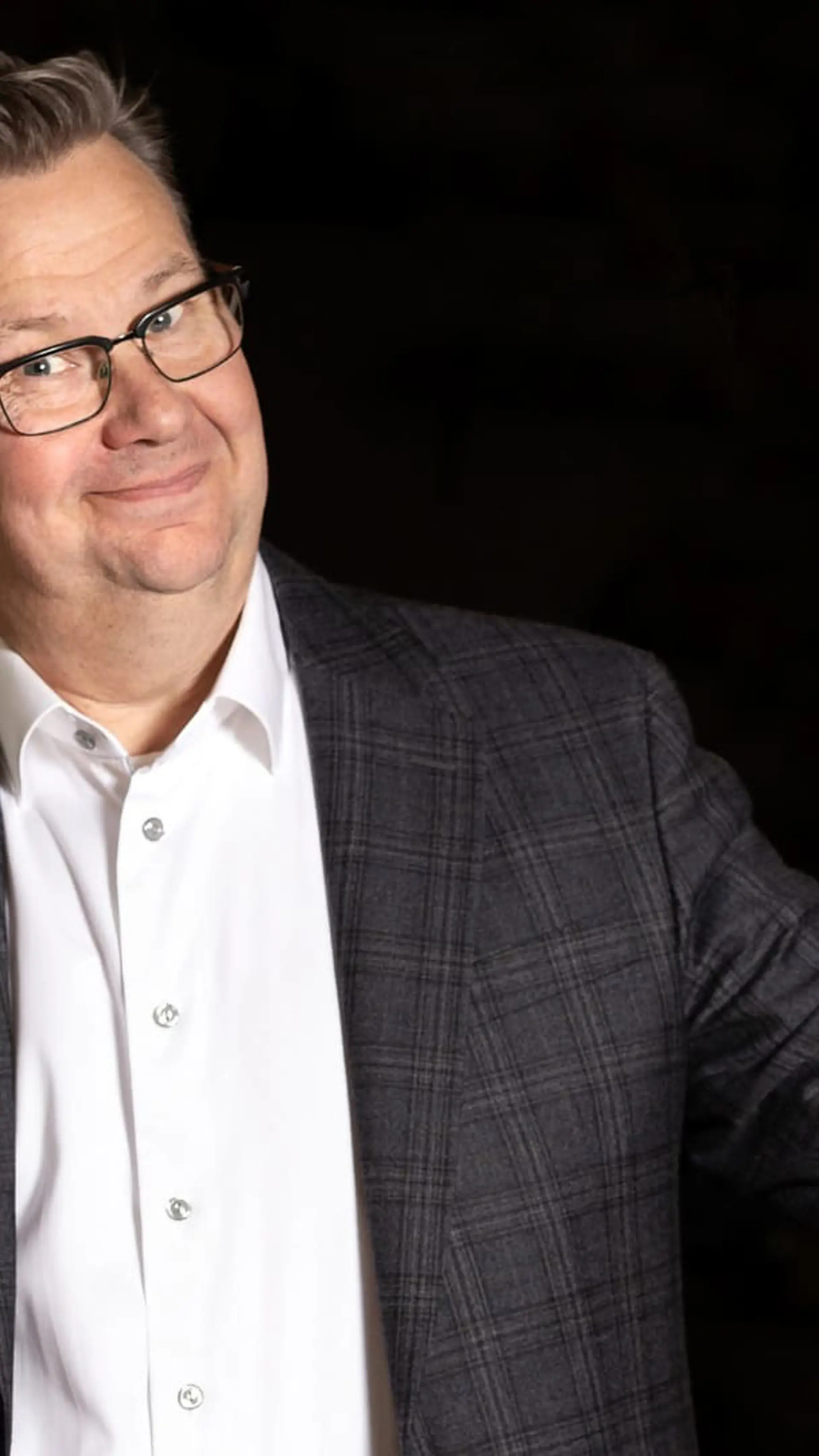 PG Wettsjö - <p>PG Wettsjö är en prisbelönt föreläsare och expert inom kommunikation, motivation och försäljning. Med över 3500 föreläsningar engagerar han med humor och praktiska exempel.</p>