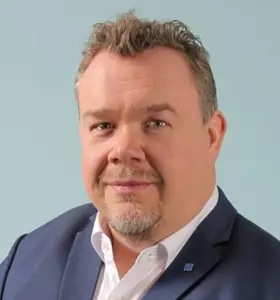 David Lega - David Lega, f.d. elitidrottare och entreprenör, föreläser om personlig utveckling och hur man övervinner hinder med positivt tänkande.