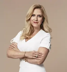Frida Boisen - Frida Boisen är expert inom digital kommunikation, förändringsledning och hållbarhet, med energiska och insiktsfulla föreläsningar.