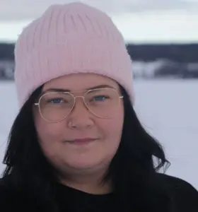 Nathalie Lindström Sundh - Nathalie Lindström Sundh delar en stark och ärlig resa genom psykisk ohälsa och vägen tillbaka till livet.